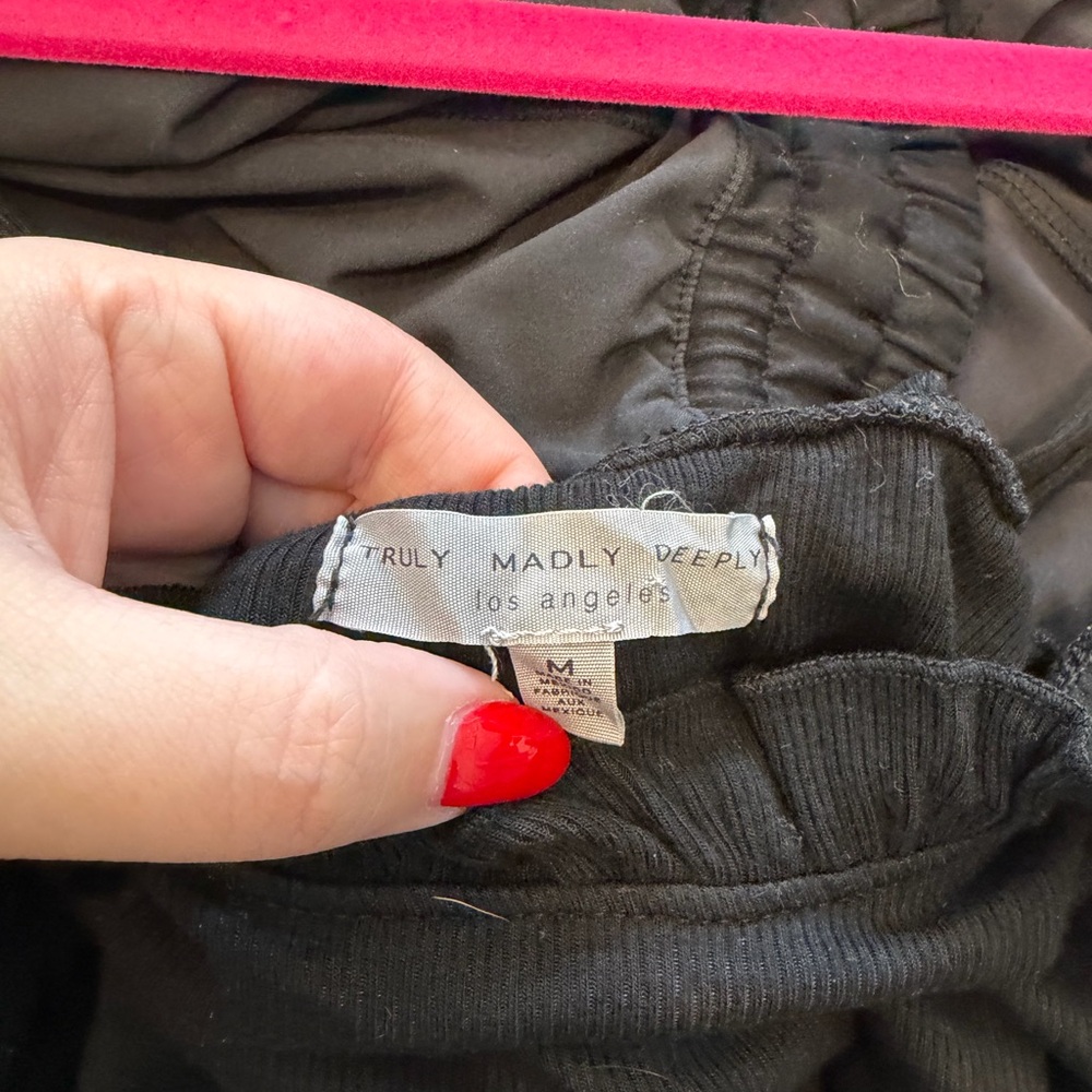 Black Ruffle-Trim Tank - Picture 3 of 3